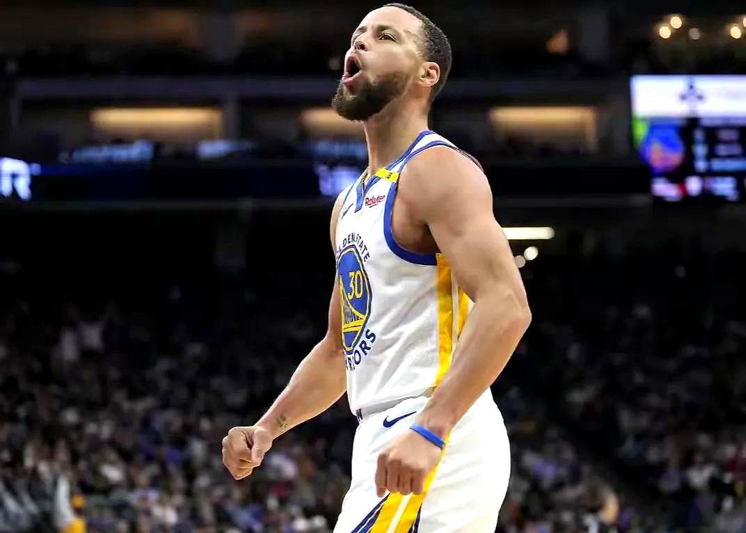 库里连续十场比赛得分超过夺冠，湖人不断突破！气势如虹延续的简单介绍-爱游戏官网入口
