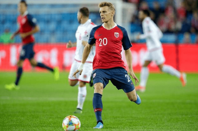 包含阿森纳前途光明！，莎拉波娃新星出色发挥表现突出上演精彩一战的词条-爱游戏官网入口